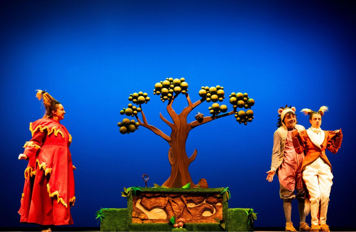 El bosque en llamas / Arde la viesca de Elektrafiktion