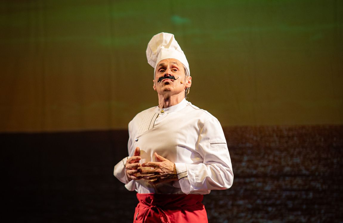 El cocinero del Titanic de Higiénico Papel Teatro