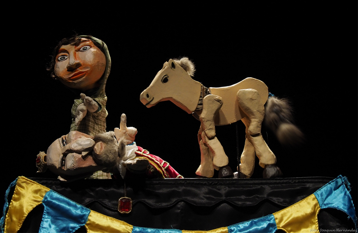 Cuentos a caballo de Grupo Teatro Los Pintores