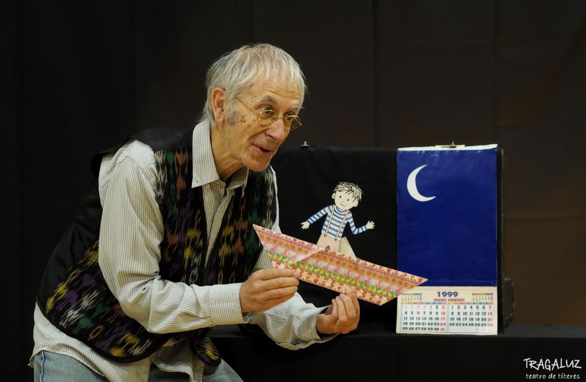 Cuentoquetecuento de Tragaluz Títeres