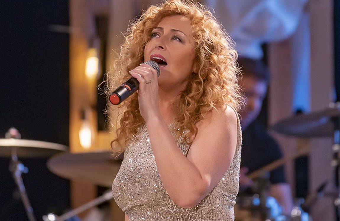 Mina Longo en solitario