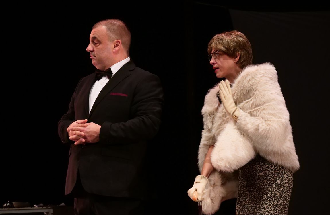 Lady Hitchcock de Mono Escena