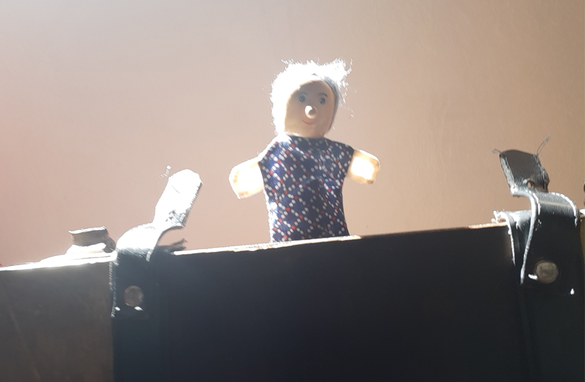 Lo que me contó la Tía Carola de La Compañía del Alba